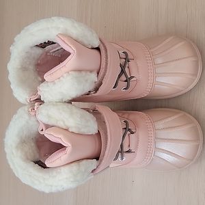 EUC Girls Pink Cat & Jack Sherpa Trim Snow Boots
